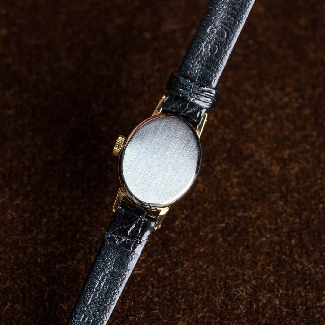 レディース【OMEGA オメガ】可愛らしいオーバル型 ジュネーブ 1970年代[m]