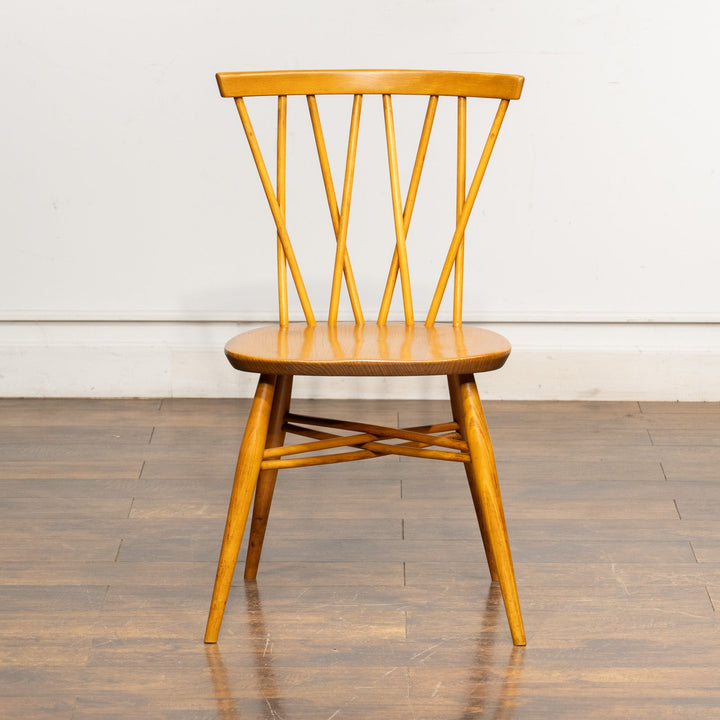 英国【ERCOL アーコール】エックスバックとも呼ばれる交差したスポークが特徴的 ラティスチェア Windsor ウインザー /23C-C1