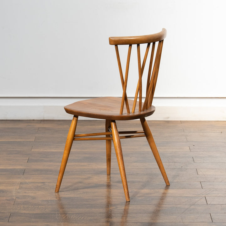 英国【ERCOL アーコール】エックスバックとも呼ばれる交差したスポークが特徴的 ラティスチェア Windsor ウインザー /23C-C4[m]