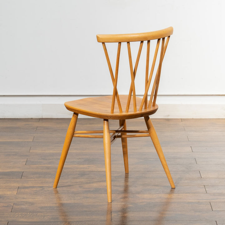 英国【ERCOL アーコール】エックスバックとも呼ばれる交差したスポークが特徴的 ラティスチェア Windsor ウインザー /23C-A3[m]
