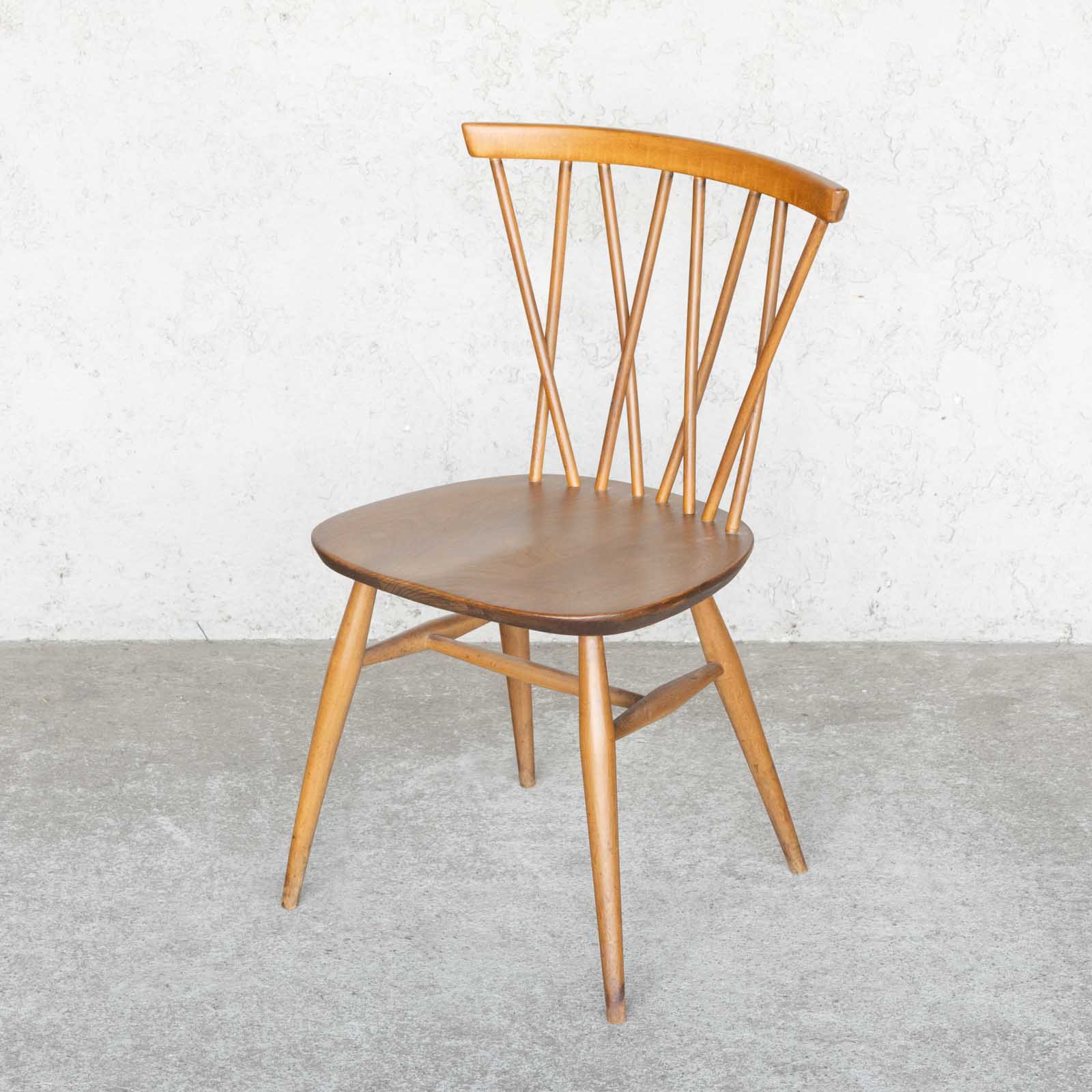 アーコールチェア 英国【ERCOL アーコール】エックスバックとも呼ばれる交差したスポーク