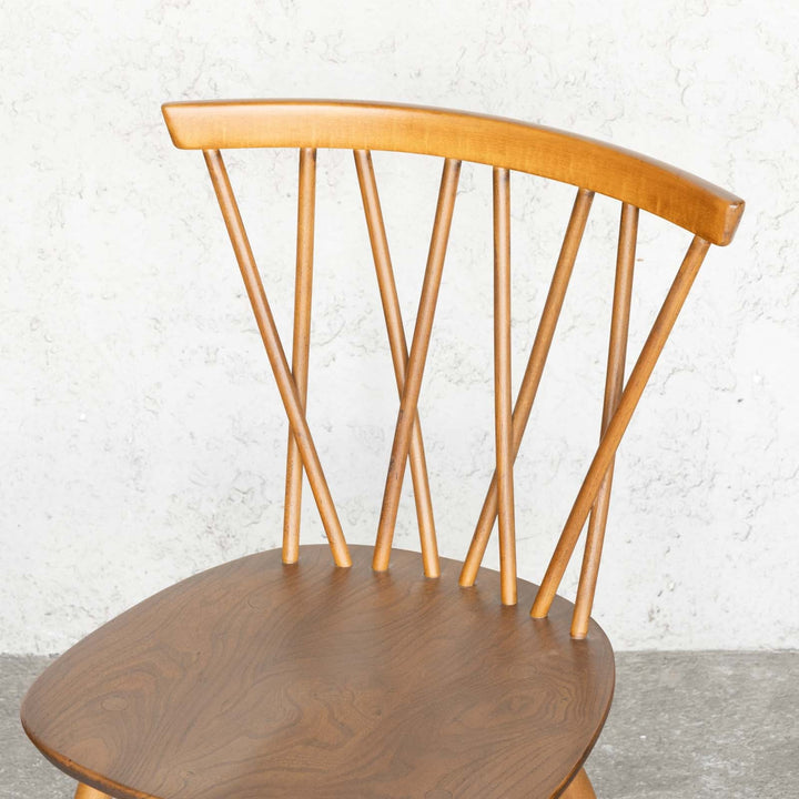 英国【ERCOL アーコール】エックスバックとも呼ばれる交差したスポークが特徴的 ラティスチェア Windsor ウインザー /23C-A5[m]