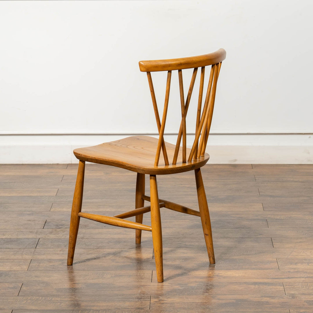 英国【ERCOL アーコール】エックスバックとも呼ばれる交差したスポークが特徴的 ラティスチェア Windsor ウインザー /23C-B2[m]