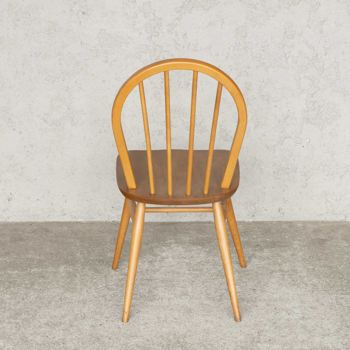 英国【ERCOL アーコール】エルム 4本スポーク フープバックチェア No.400 Windsor ウインザー /23C-11[m]