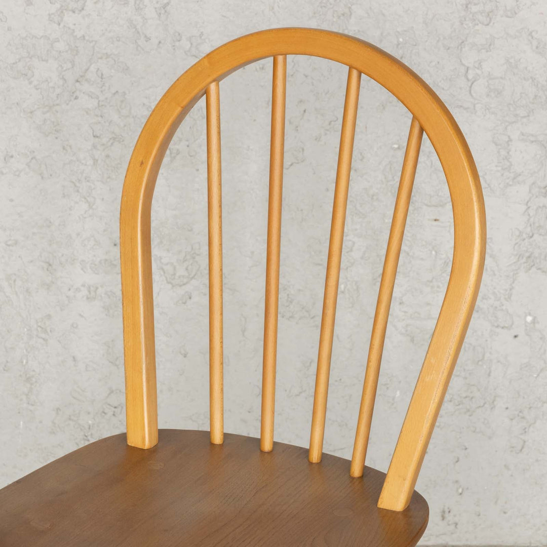 英国【ERCOL アーコール】エルム 4本スポーク フープバックチェア No.400 Windsor ウインザー /23C-11[m]