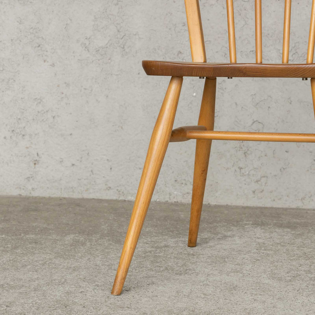 英国【ERCOL アーコール】エルム 4本スポーク フープバックチェア No.400 Windsor ウインザー /23C-11[m]