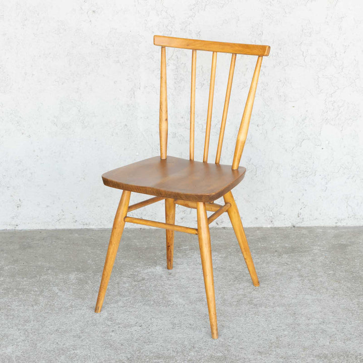 英国【ERCOL アーコール】シンプルで直線的なデザイン スティックバックチェア No.391 Windsor ウインザー /23C-10[m]