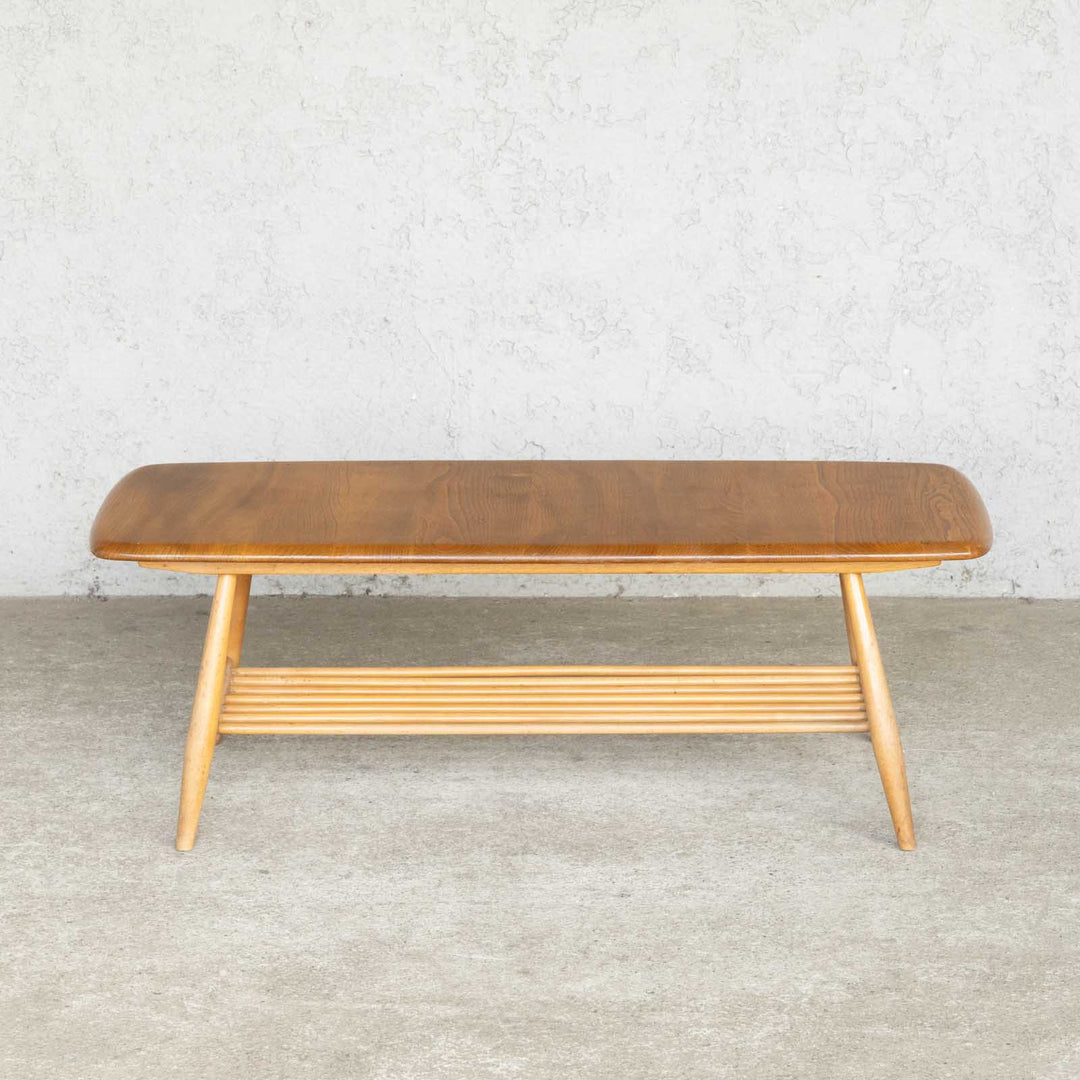英国【ERCOL アーコール】マガジンラック付きで使いやすい エルム コーヒーテーブル No.398 /23C[m]