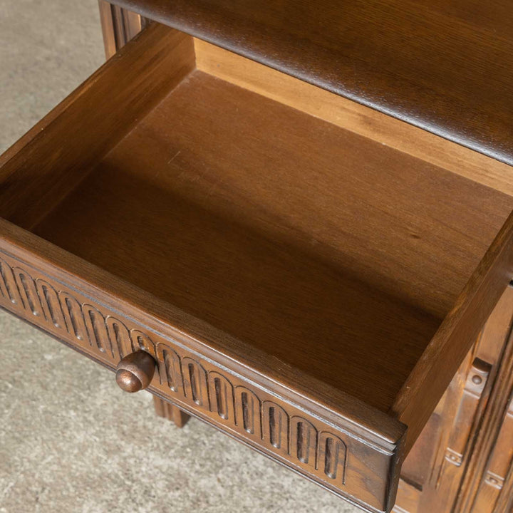 英国【ERCOL アーコール】どっしりとした風格のある佇まい オープンカップボード Old Colonial オールドコロニアル[m]