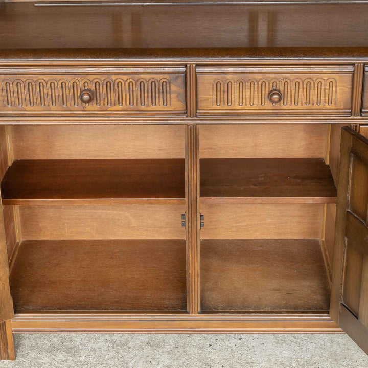 英国【ERCOL アーコール】どっしりとした風格のある佇まい オープンカップボード Old Colonial オールドコロニアル[m]
