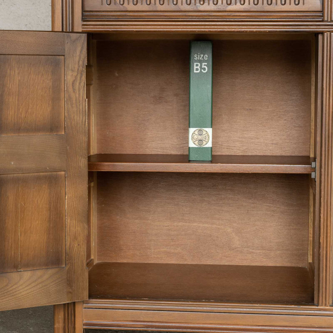 英国【ERCOL アーコール】どっしりとした風格のある佇まい オープンカップボード Old Colonial オールドコロニアル[m]