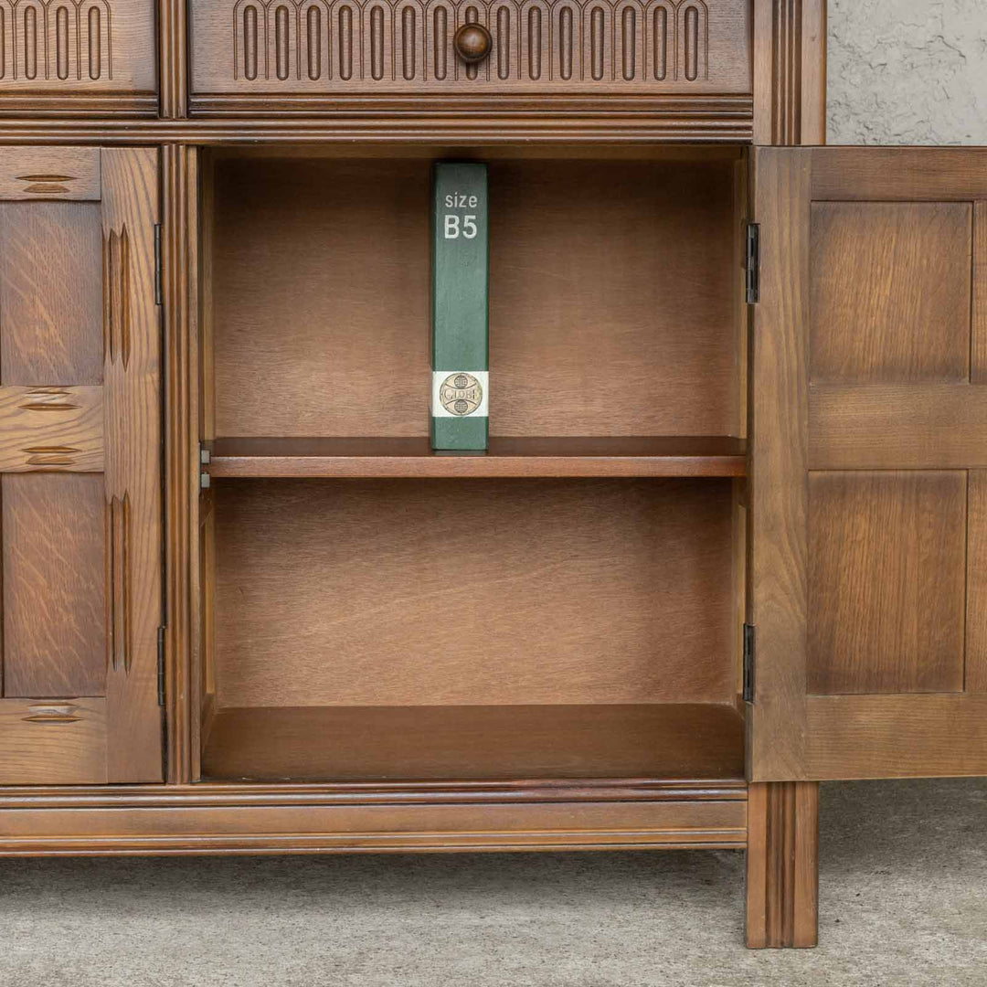 英国【ERCOL アーコール】どっしりとした風格のある佇まい オープンカップボード Old Colonial オールドコロニアル[m]