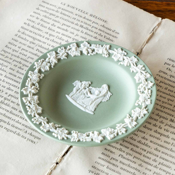 【WEDGWOOD ウェッジウッド Jasper ジャスパー】ラウンドトレイ ピンディッシュ セージグリーン[m]