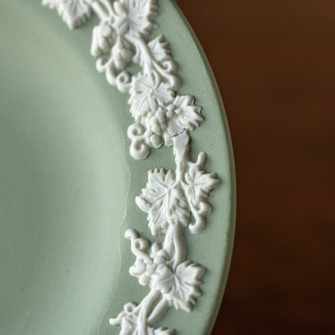 【WEDGWOOD ウェッジウッド Jasper ジャスパー】ラウンドトレイ ピンディッシュ セージグリーン[m]