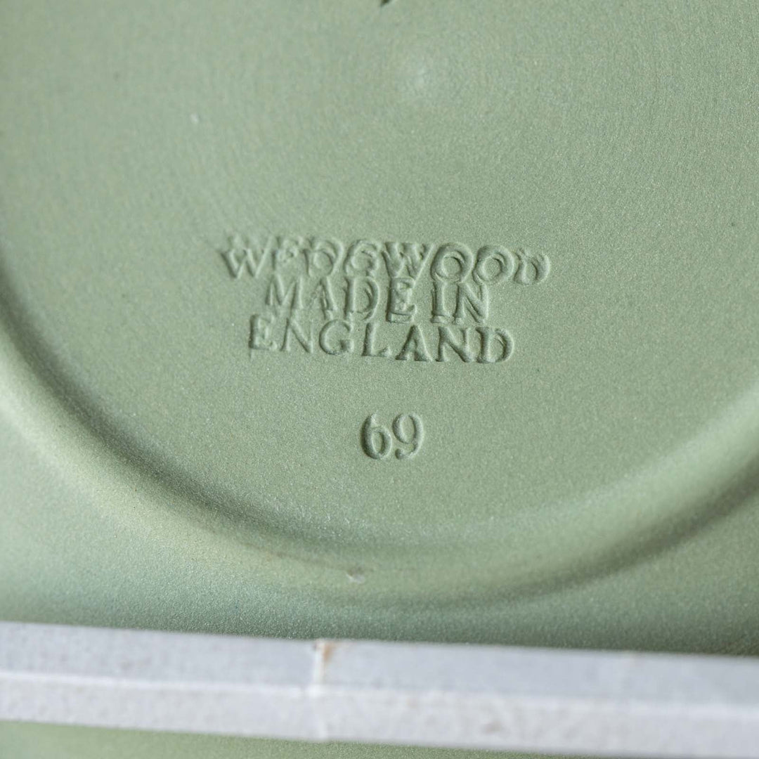 【WEDGWOOD ウェッジウッド Jasper ジャスパー】ラウンドトレイ ピンディッシュ セージグリーン[m]