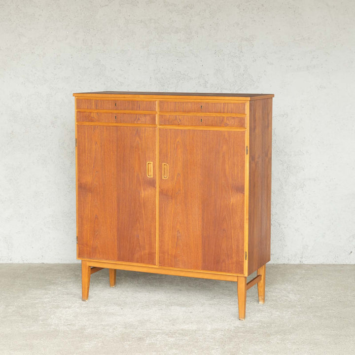 【LAMHULTS MOBLER ラムハルト・モブラー】薄い引き出しで整理しやすい キャビネット[m]