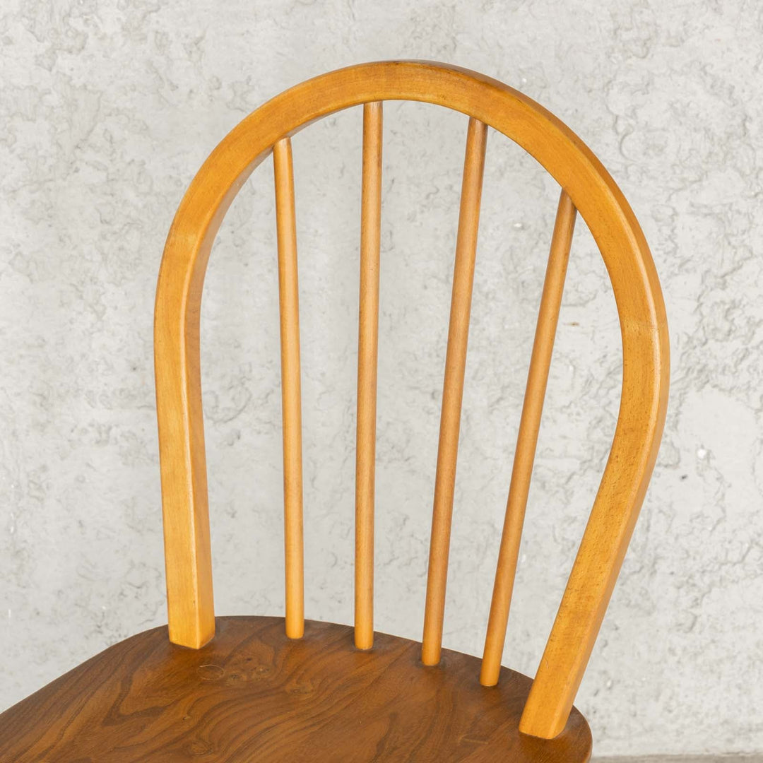 英国【ERCOL アーコール】エルム 4本スポーク フープバックチェア No.400 Windsor ウインザー /23G-4[m]
