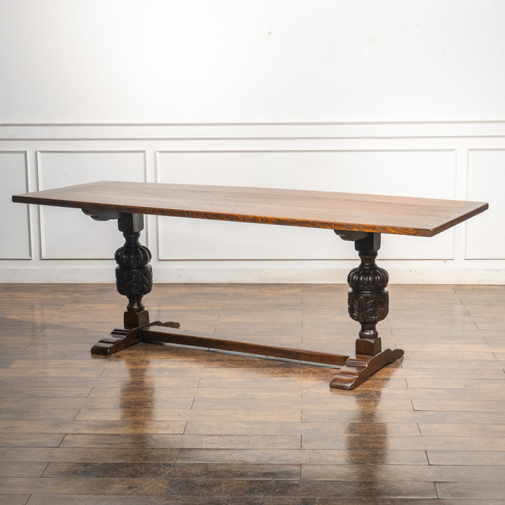 華やかなバルボスレッグが印象的 オーク リフェクトリーテーブル /23G[m]