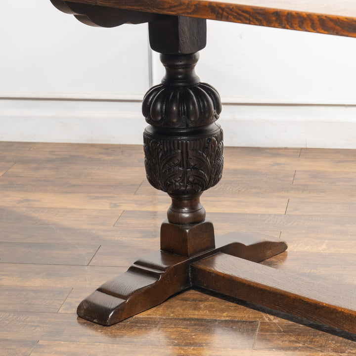 華やかなバルボスレッグが印象的 オーク リフェクトリーテーブル /23G[m]