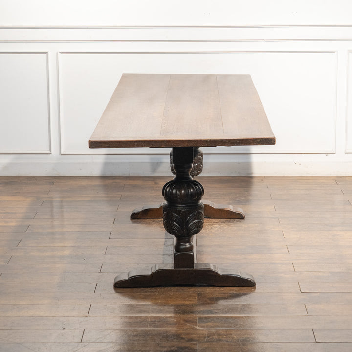 華やかなバルボスレッグが印象的 オーク リフェクトリーテーブル /23G[m]