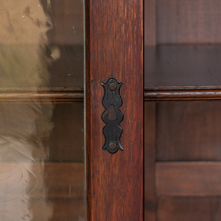 4枚のステンドグラス扉が並ぶ大きなサイズで収納抜群 オーク ガラスブックケース /23G