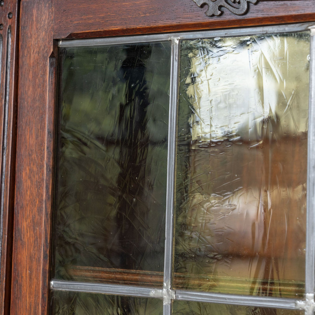 4枚のステンドグラス扉が並ぶ大きなサイズで収納抜群 オーク ガラスブックケース /23G