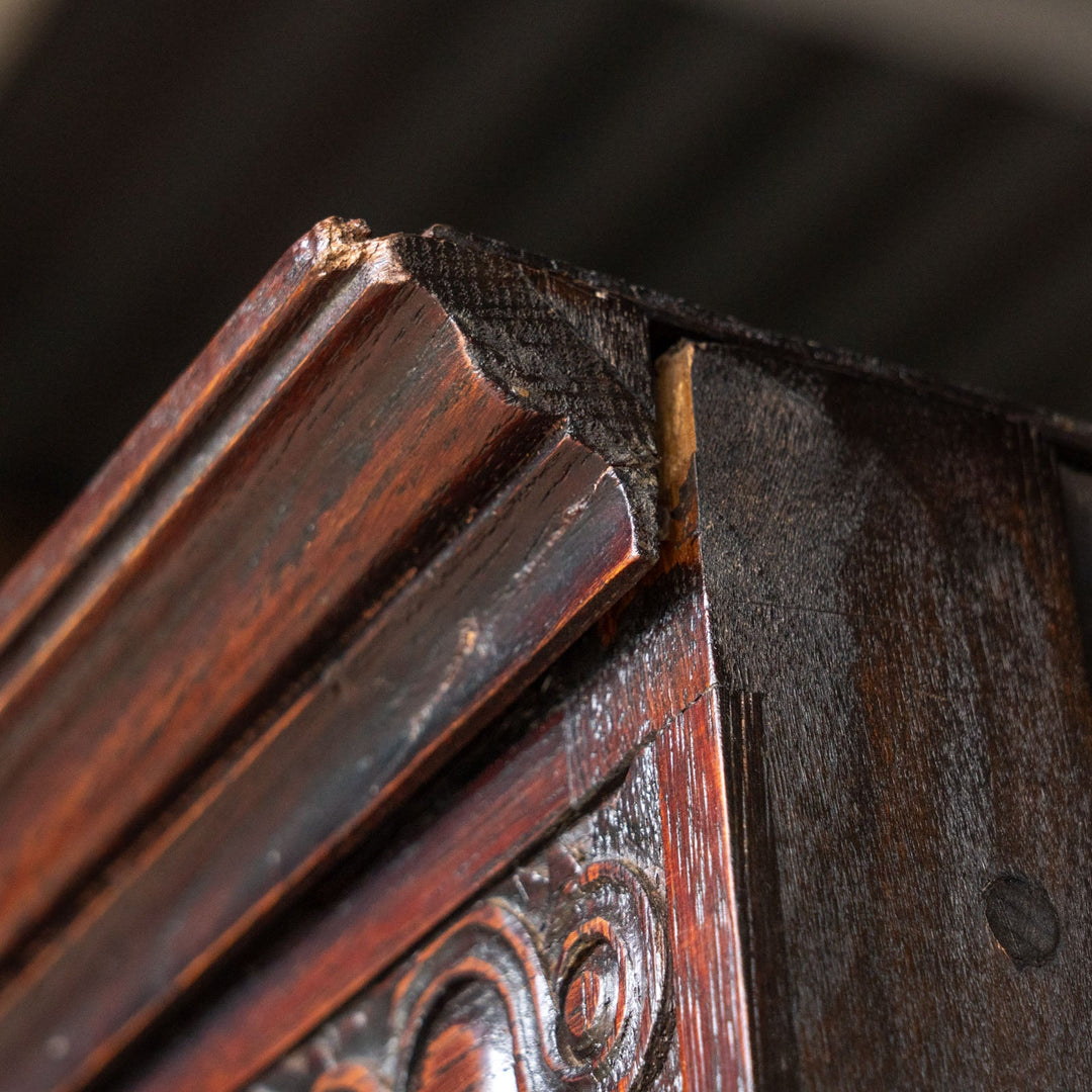 4枚のステンドグラス扉が並ぶ大きなサイズで収納抜群 オーク ガラスブックケース /23G