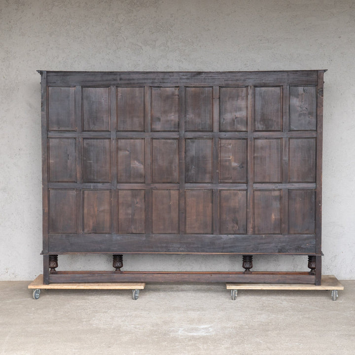 4枚のステンドグラス扉が並ぶ大きなサイズで収納抜群 オーク ガラスブックケース /23G