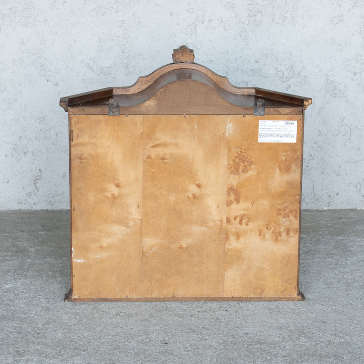 トップの柔らかなアーチが美しい オーク ガラス ウォールキャビネット /23G-C