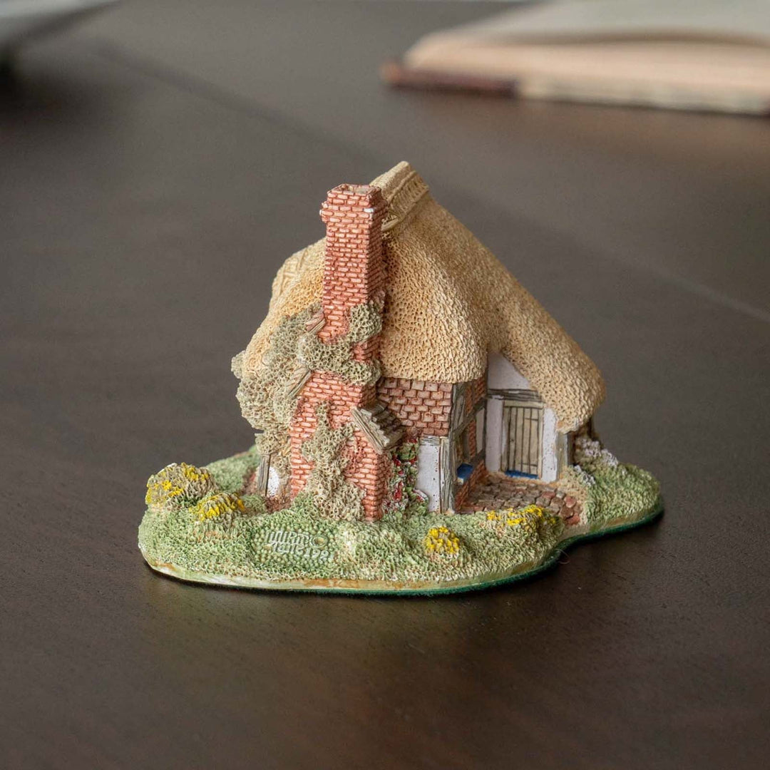 【LILLIPUT LANE リリパット レーン】藁ぶき屋根のカントリ?ハウス[m]