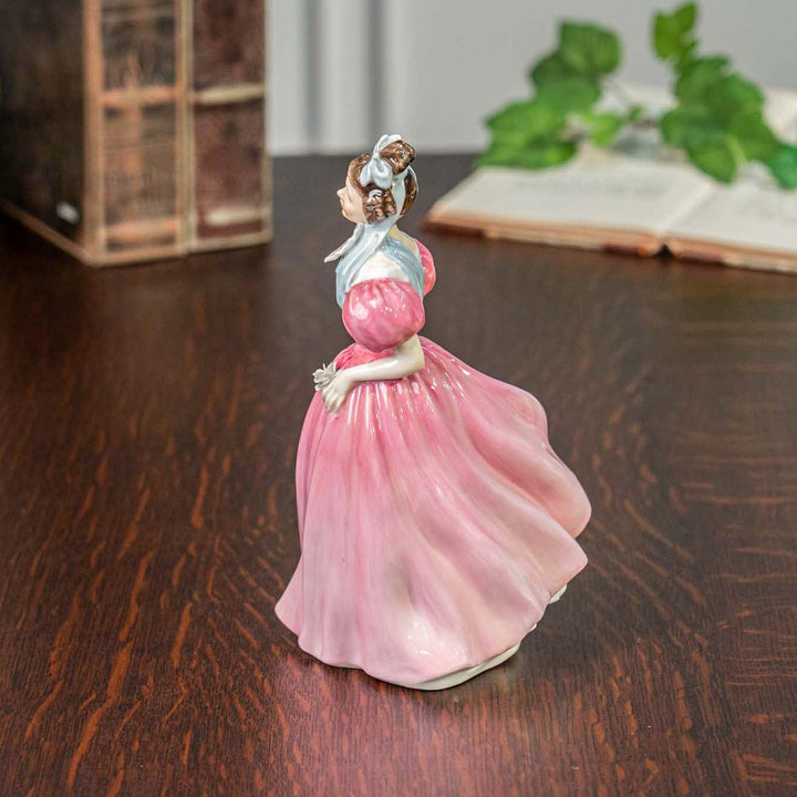 【ROYAL DOULTON ロイヤルドルトン Camellia カメリア】レディー フィギュリン[m]