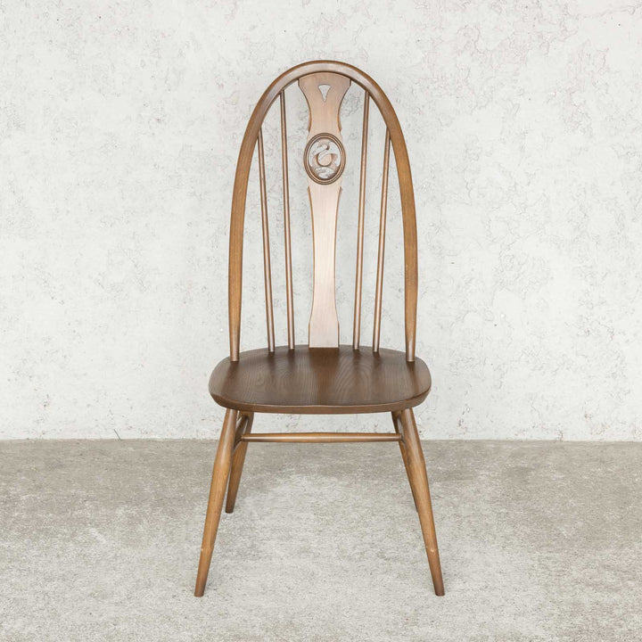 英国【ERCOL アーコール】優雅な白鳥の透かし彫りが美しい エルム スワンバックチェア /23I-3[m]