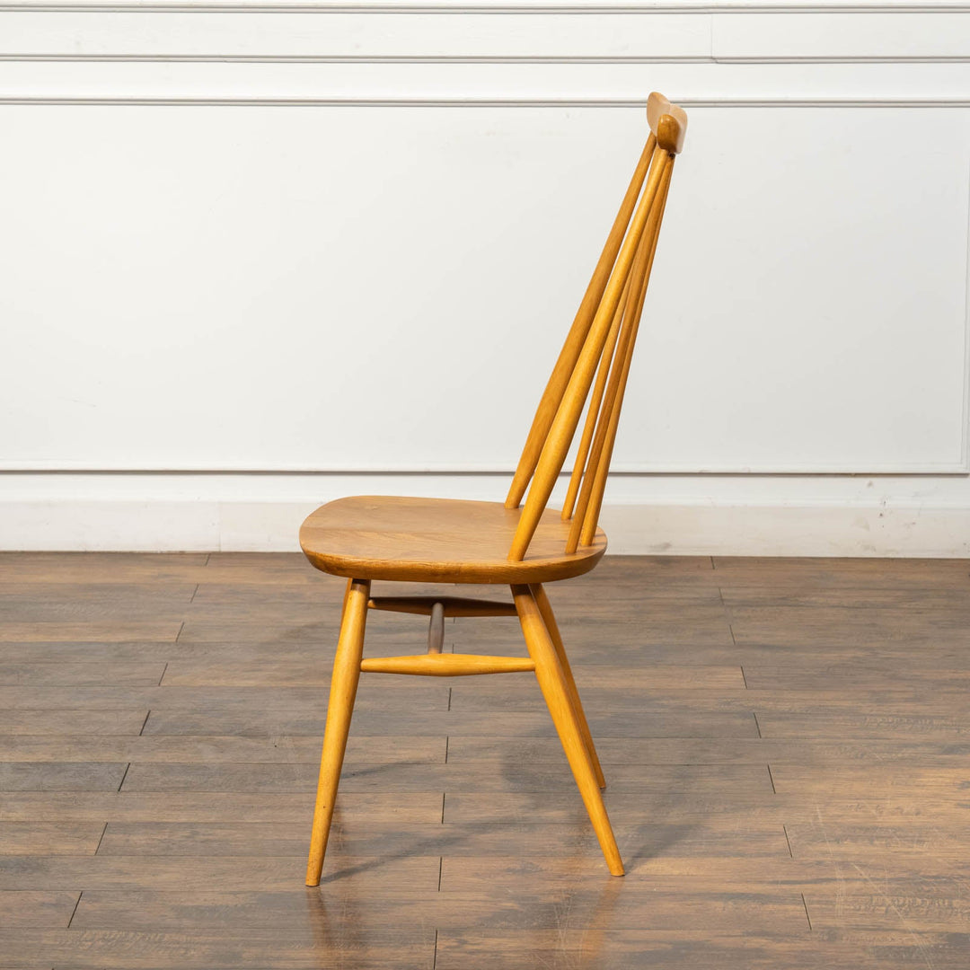 英国【ERCOL アーコール】洗練された佇まい ゴールドスミスチェア No.369 Windsor ウインザー /23I-A1[m]