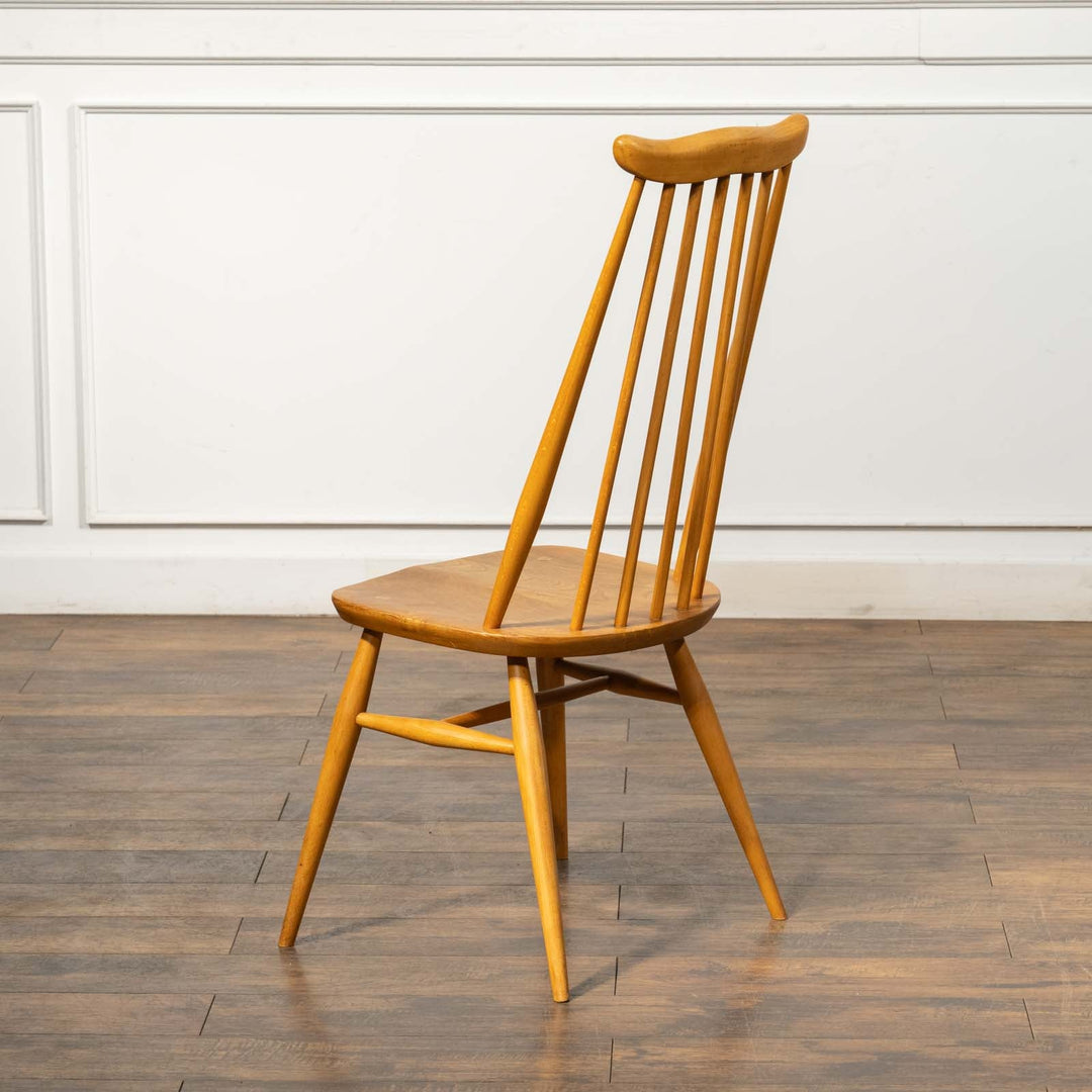 英国【ERCOL アーコール】洗練された佇まい ゴールドスミスチェア No.369 Windsor ウインザー /23I-A1[m]