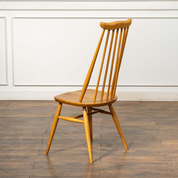 英国【ERCOL アーコール】洗練された佇まい ゴールドスミスチェア No.369 Windsor ウインザー /23I-A1[m]