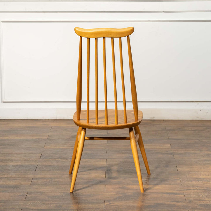 英国【ERCOL アーコール】洗練された佇まい ゴールドスミスチェア No.369 Windsor ウインザー /23I-A1[m]