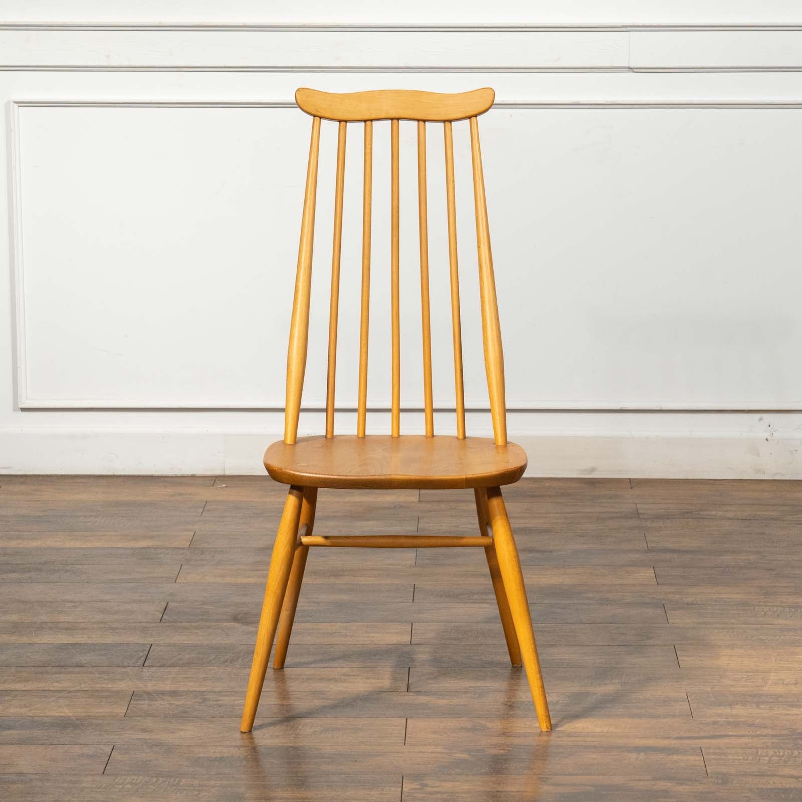 英国【ERCOL アーコール】洗練された佇まい ゴールドスミスチェア No