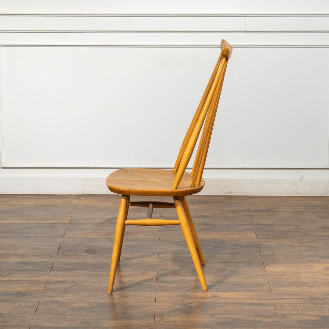 英国【ERCOL アーコール】洗練された佇まい ゴールドスミスチェア No.369 Windsor ウインザー /23I-A2[m]