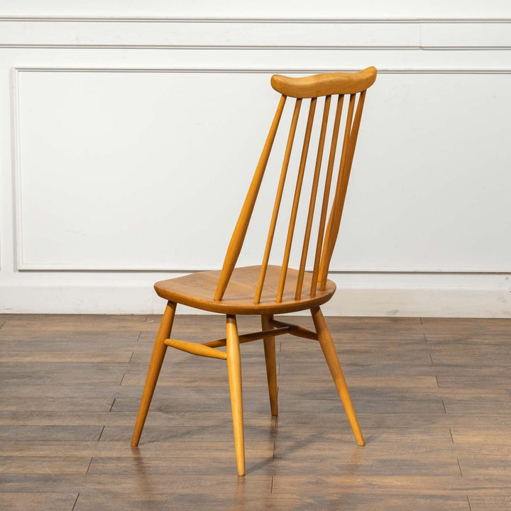 英国【ERCOL アーコール】洗練された佇まい ゴールドスミスチェア No.369 Windsor ウインザー /23I-A2[m]