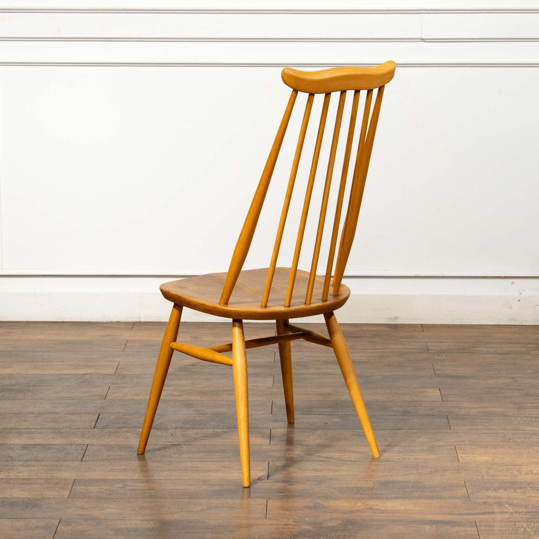 英国【ERCOL アーコール】洗練された佇まい ゴールドスミスチェア No.369 Windsor ウインザー /23I-A4[m]