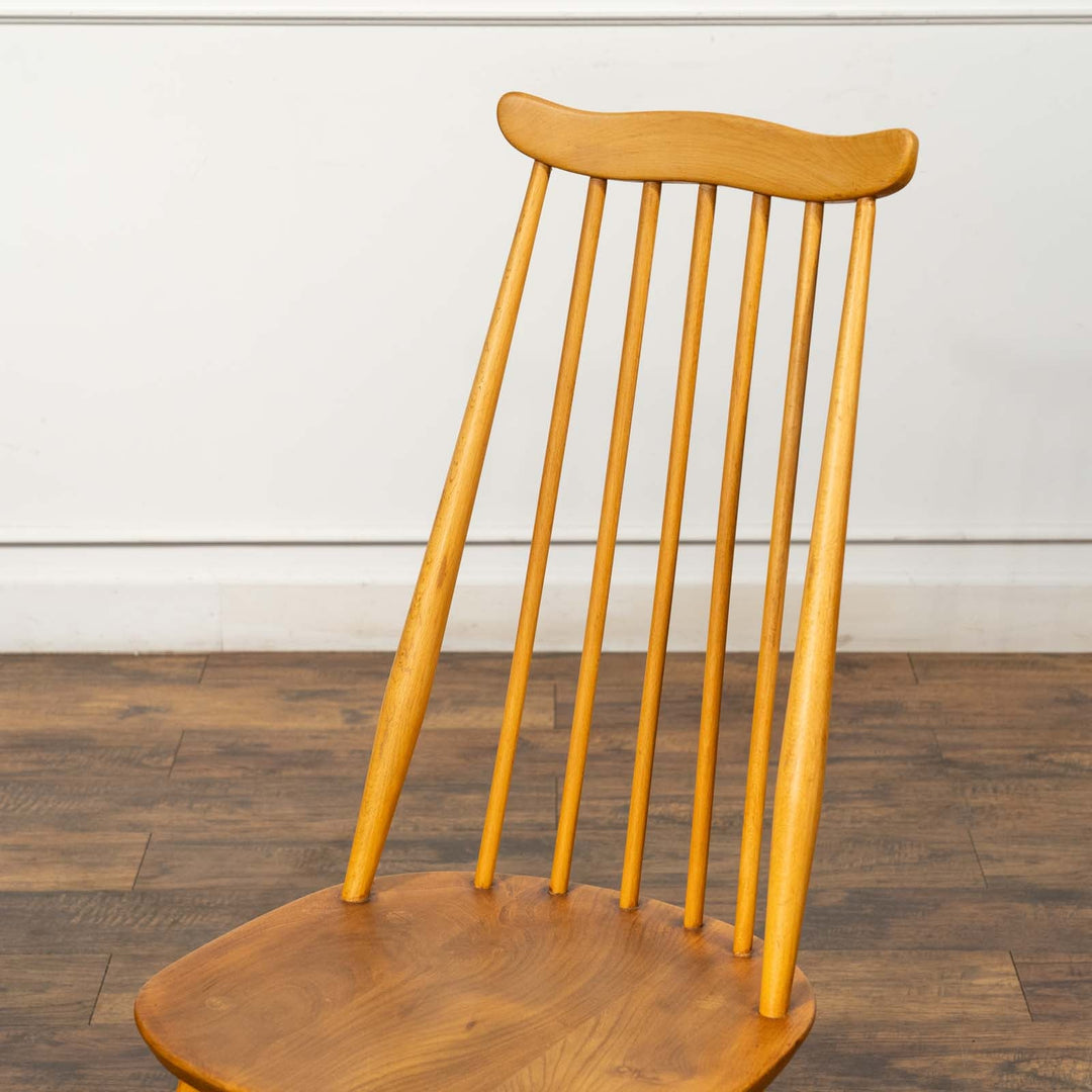 英国【ERCOL アーコール】洗練された佇まい ゴールドスミスチェア No.369 Windsor ウインザー /23I-A4[m]