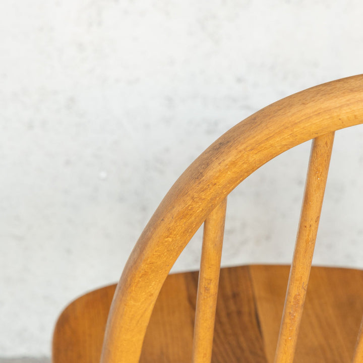 英国【ERCOL アーコール】曲木のボウバック 5本スポーク クエーカーチェア No.365 Windsor ウインザー /23I-3[m]