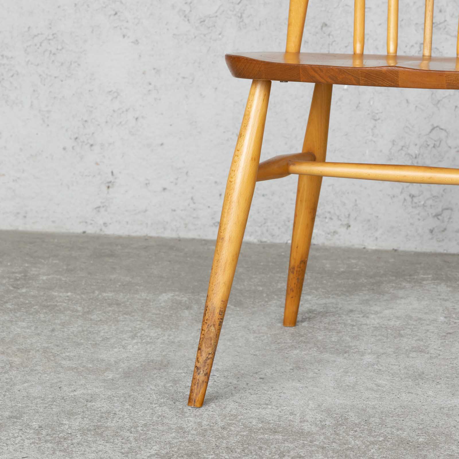 英国【ERCOL アーコール】曲木のボウバック 6本スポーク ウィンザー