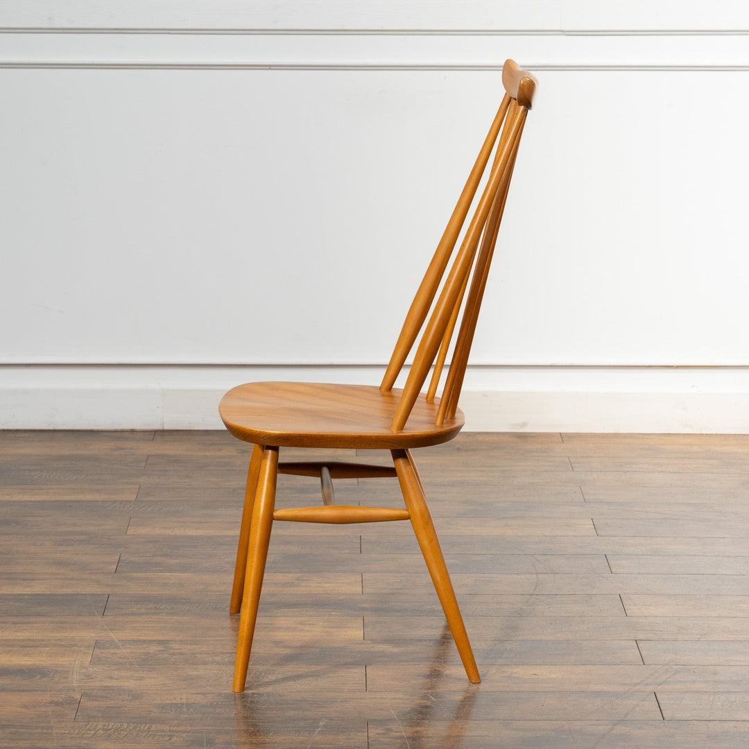 英国【ERCOL アーコール】洗練された佇まい ゴールドスミスチェア No.369 Windsor ウインザー /23I-B3[m]