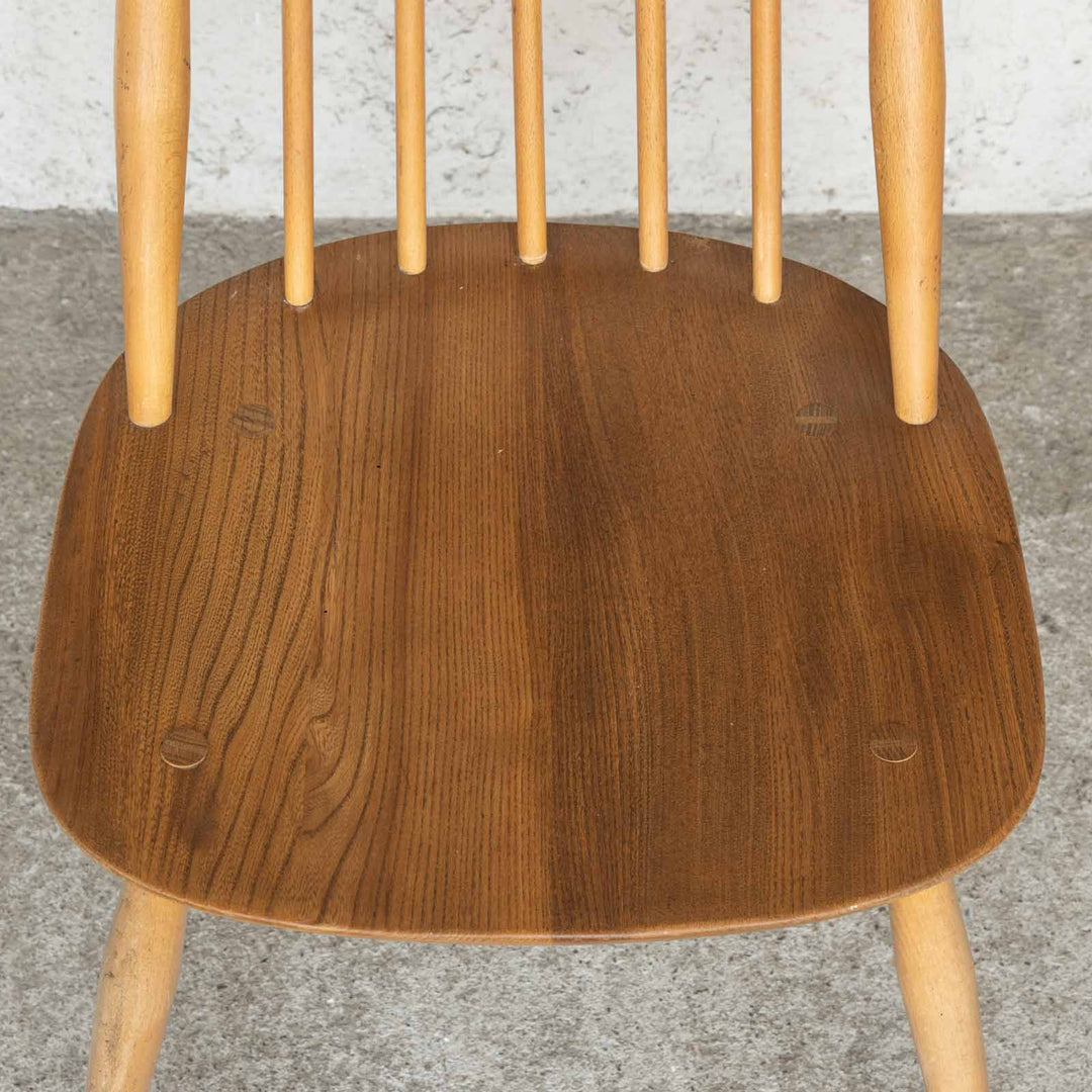 英国【ERCOL アーコール】洗練された佇まい ゴールドスミスチェア No.369 Windsor ウインザー /23I-B4[m]