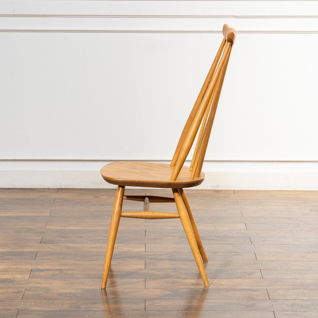 英国【ERCOL アーコール】洗練された佇まい ゴールドスミスチェア No.369 Windsor ウインザー /23I-B15[m]