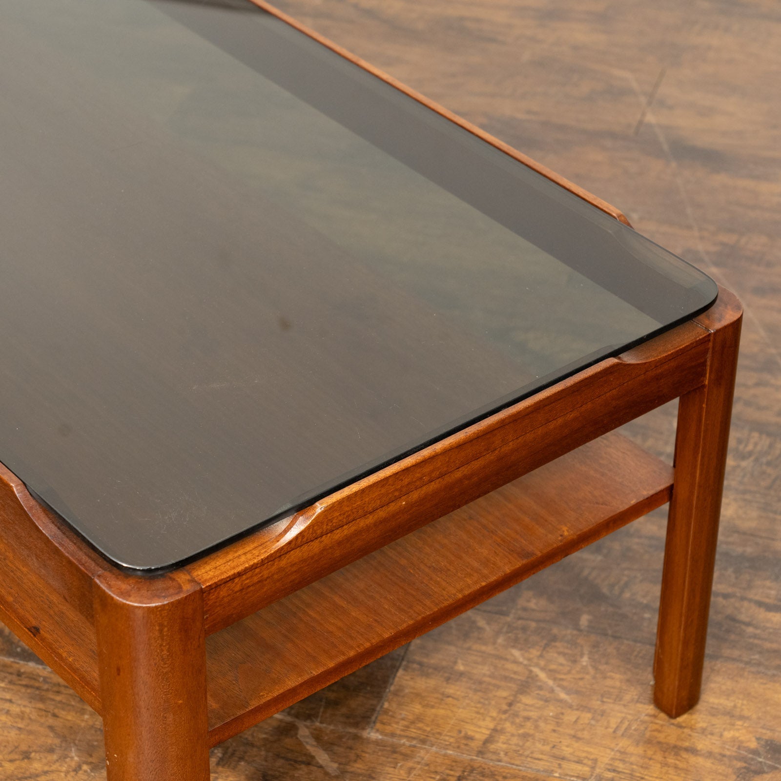 Myer メイヤー スモークガラストップ コーヒーテーブル ローテーブル 英国製 Myer(メイヤー) / COFFEE TABLE ガラストップ コーヒーテーブル