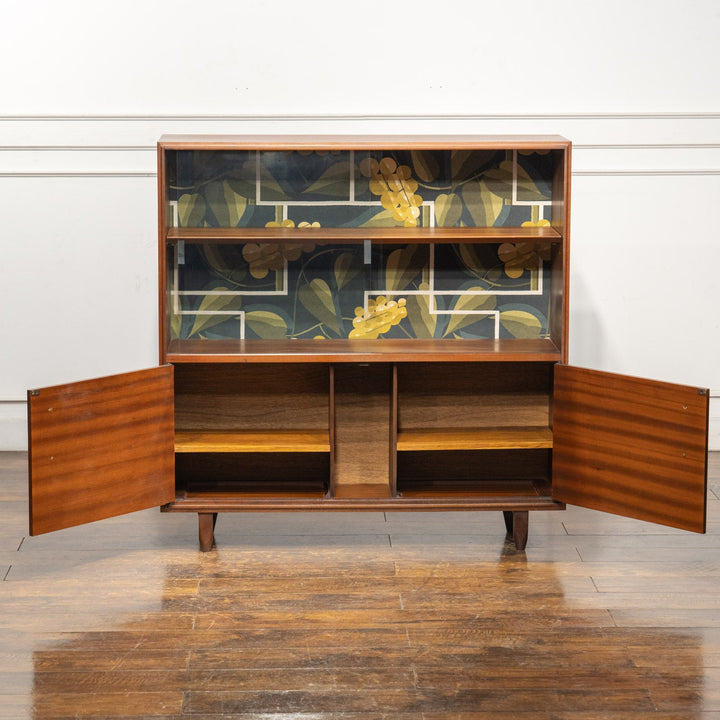 シンプルなフォルムにスタイリッシュなデザイン壁紙が素敵 ブックシェルフ /23I