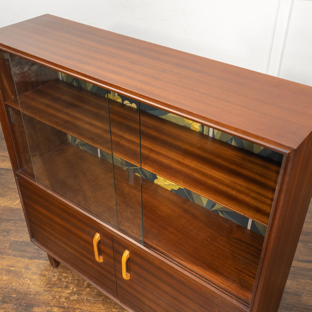 シンプルなフォルムにスタイリッシュなデザイン壁紙が素敵 ブックシェルフ /23I