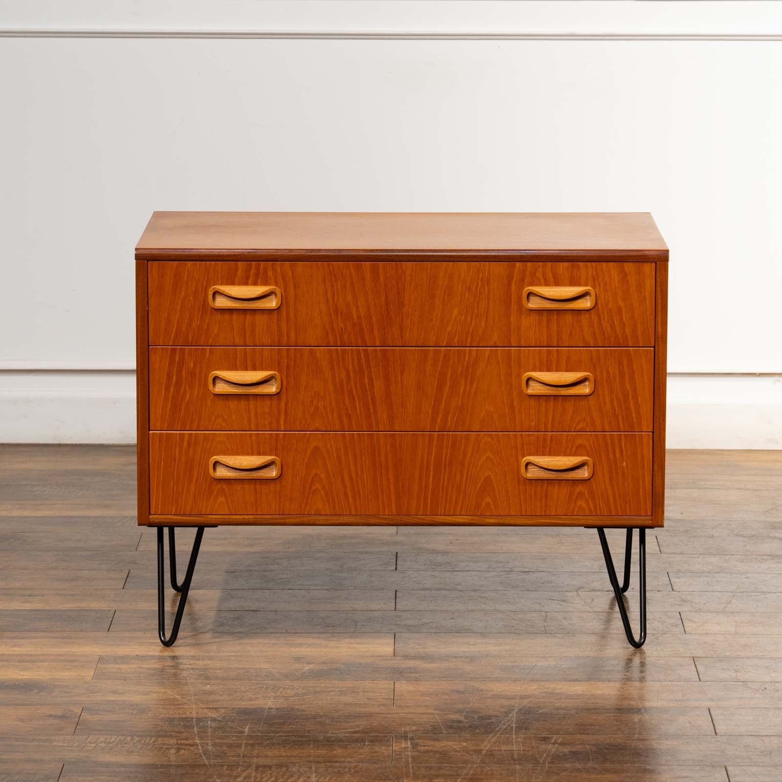 G-PLAN(ジープラン) / フレスコ ローボード (301) G-PLAN(ジープラン) / フレスコ ローボード (301) G-PLAN(ジープラン